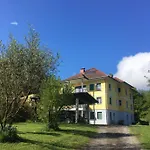 Апартаменты Am Bauernhof Strassonig Vulgo Hornis