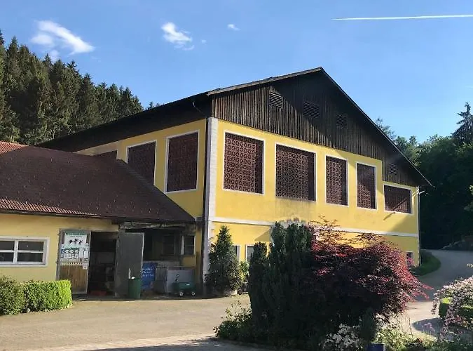 Daire Ferienwohnung Am Bauernhof Strassonig Vulgo Hornis